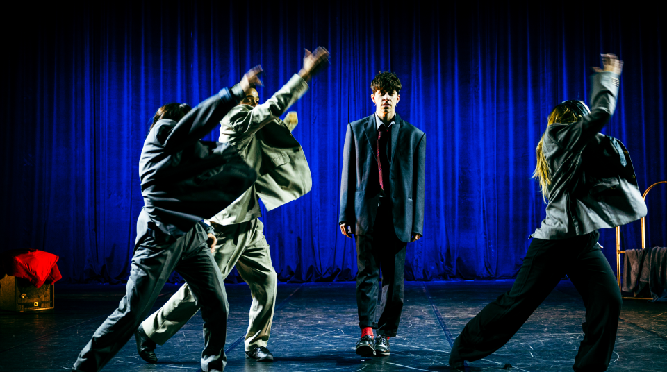 Antoine Findeli – Physical Theatre – explore and create – 25-26 – EN