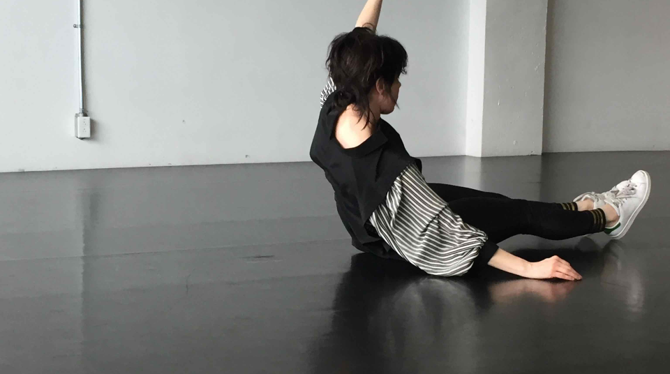 Katie Ward – Partition pour danser les réalités infinies (quelque chose à propos de vous ?) – 25-26 – FR